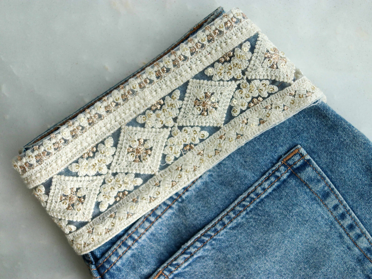 White Gold Floral Embroidered Trim, Indian Fabric Net Sequins Border, White Sequins Lace, White Gold Saree Border, 60 cm