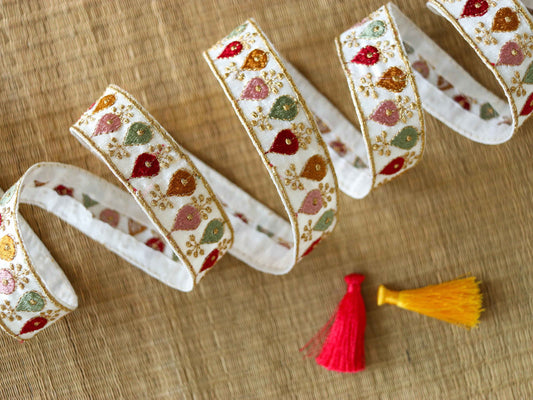 White Gold Teardrop Embroidered Trim,Multicolour Teardrop Border,Indian Floral Lace,White Pink Gold Lace,White Saree Border,Price/mtr