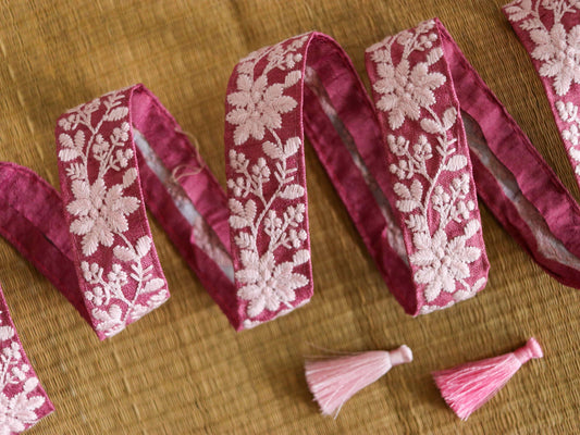 Pink White Floral Embroidered Trim,Indian Fabric Floral Border,Pink Lucknowi Chikankari Lace,Pink Floral Saree Border,Price/mtr