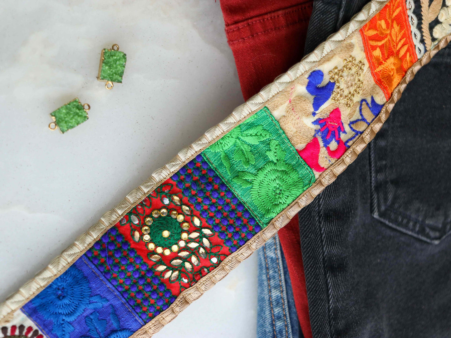 Boho Beige Patchwork Embroidered Trim,Upcycled Embroidered Lace,Beige Gold Floral Border,Indian Patchwork Khichdi Saree Border,Price/mt