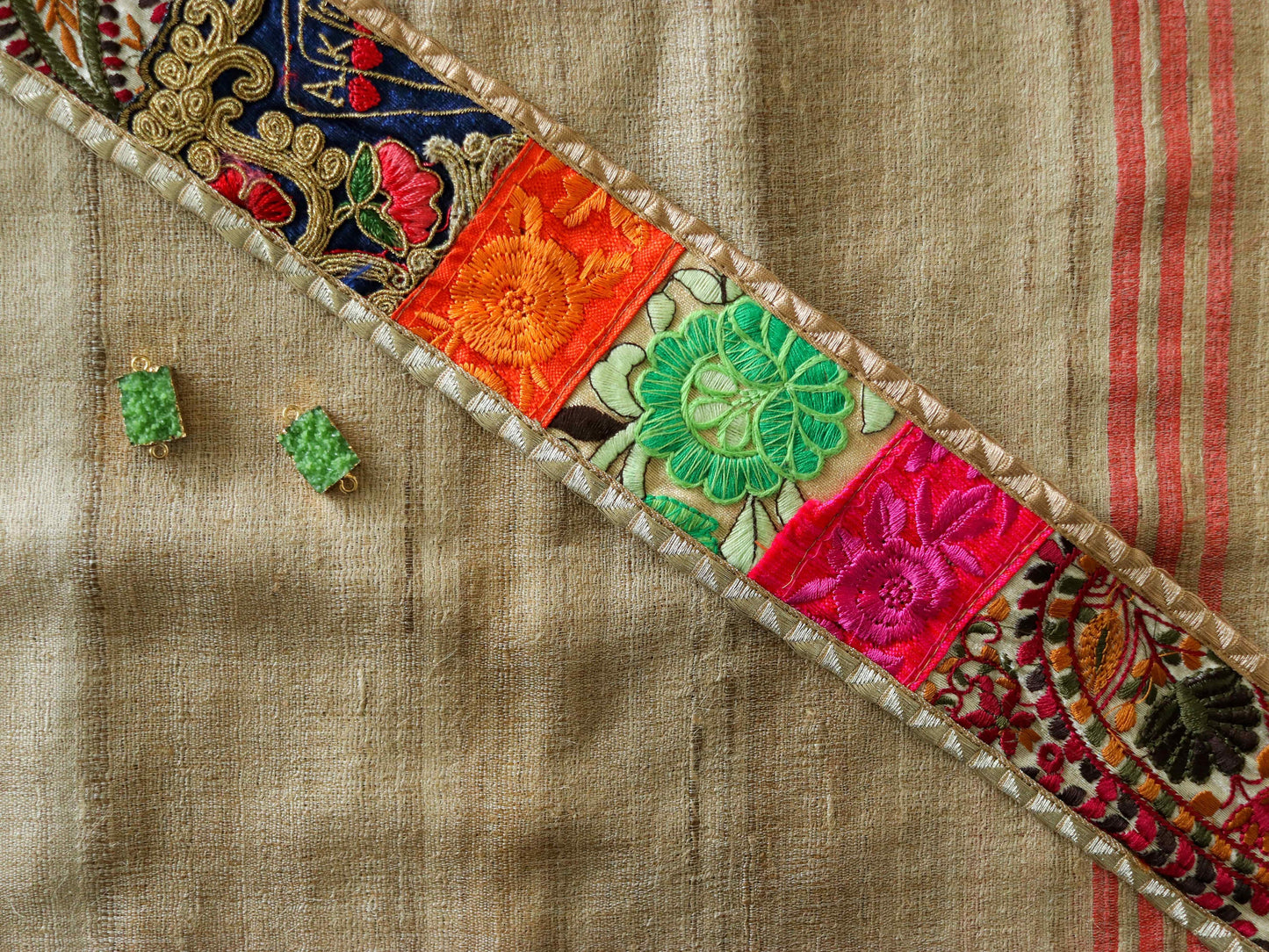 Boho Beige Patchwork Embroidered Trim,Upcycled Embroidered Lace,Beige Gold Floral Border,Indian Patchwork Khichdi Saree Border,Price/mt