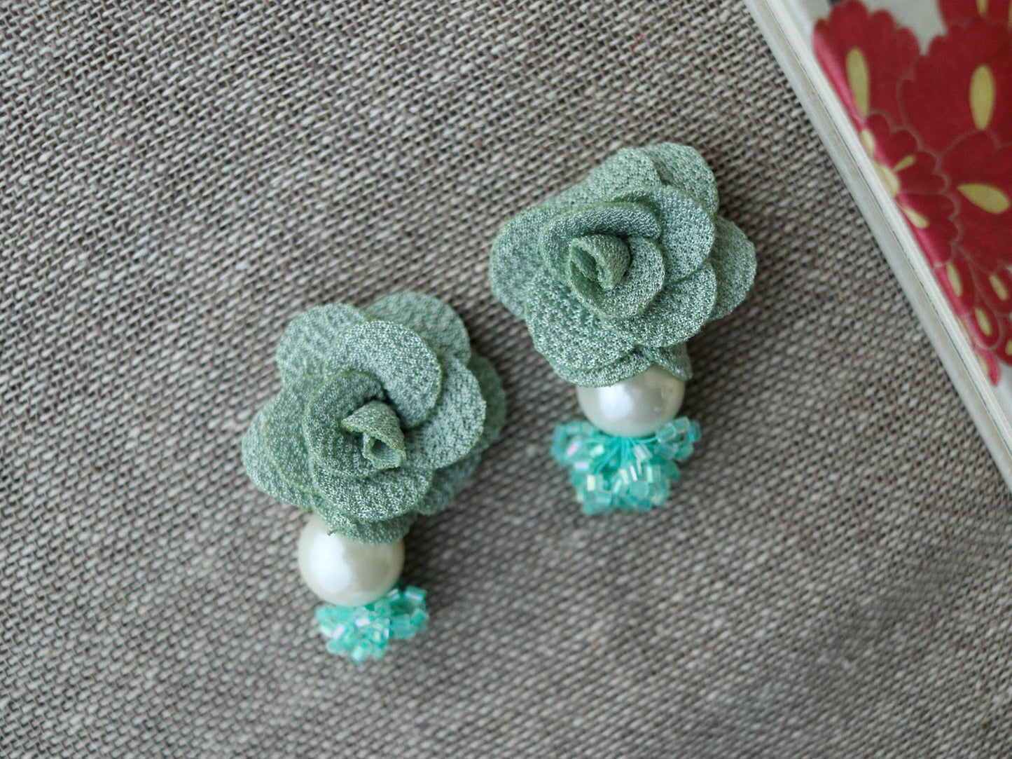 Green White Floral Beaded Buttons,Handmade Sea Green Floral Fabric Buttons,Floral Charms,Jacket Tote Bag Sherwani Buttons,2 pcs