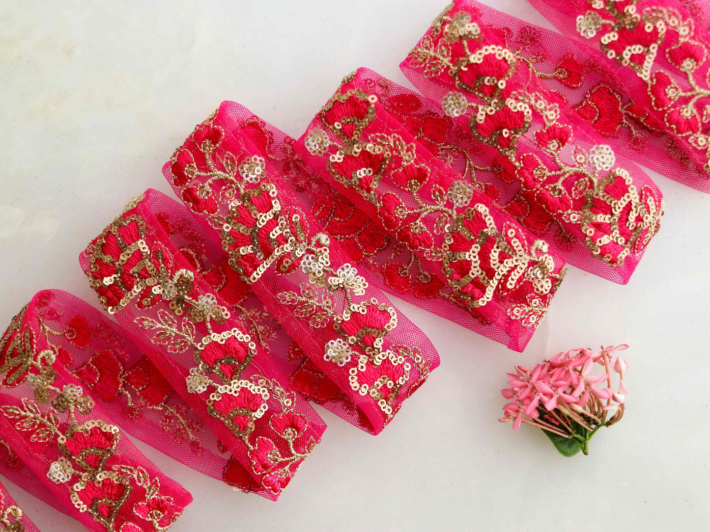 Pink Gold Floral Embroidered Trim, Pink Gold Sequin Net Border, Pink on Pink Lace, Indian Trim, Pink Gold Saree Border, Price/mtr, インド刺繍リボン
