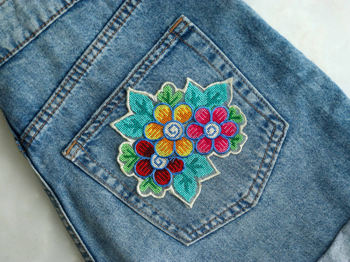 White Multicolour Floral embroidered patch,Cross stitch Floral bouquet applique, Colourful fabric patch,Quirky Boho DIY Floral Patch