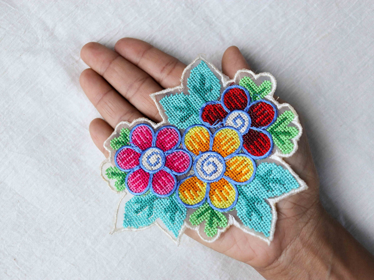 White Multicolour Floral embroidered patch,Cross stitch Floral bouquet applique, Colourful fabric patch,Quirky Boho DIY Floral Patch