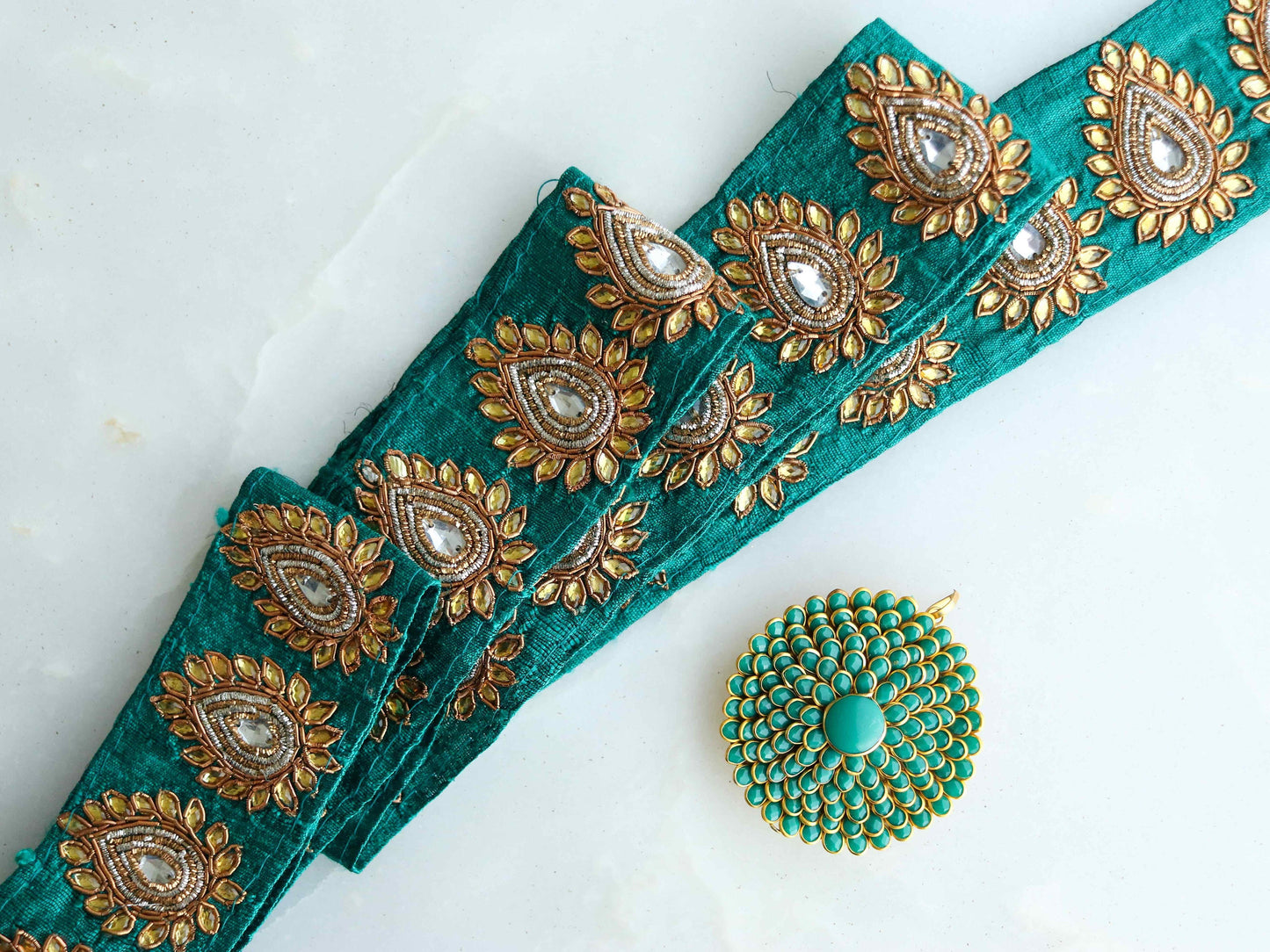 Green Gold Teardrop Embroidered Trim,Handmade Calcutta Embroidered Border,Green Kundan Lace,Indian Fabric Bridal Designer Trim,Price/mtr