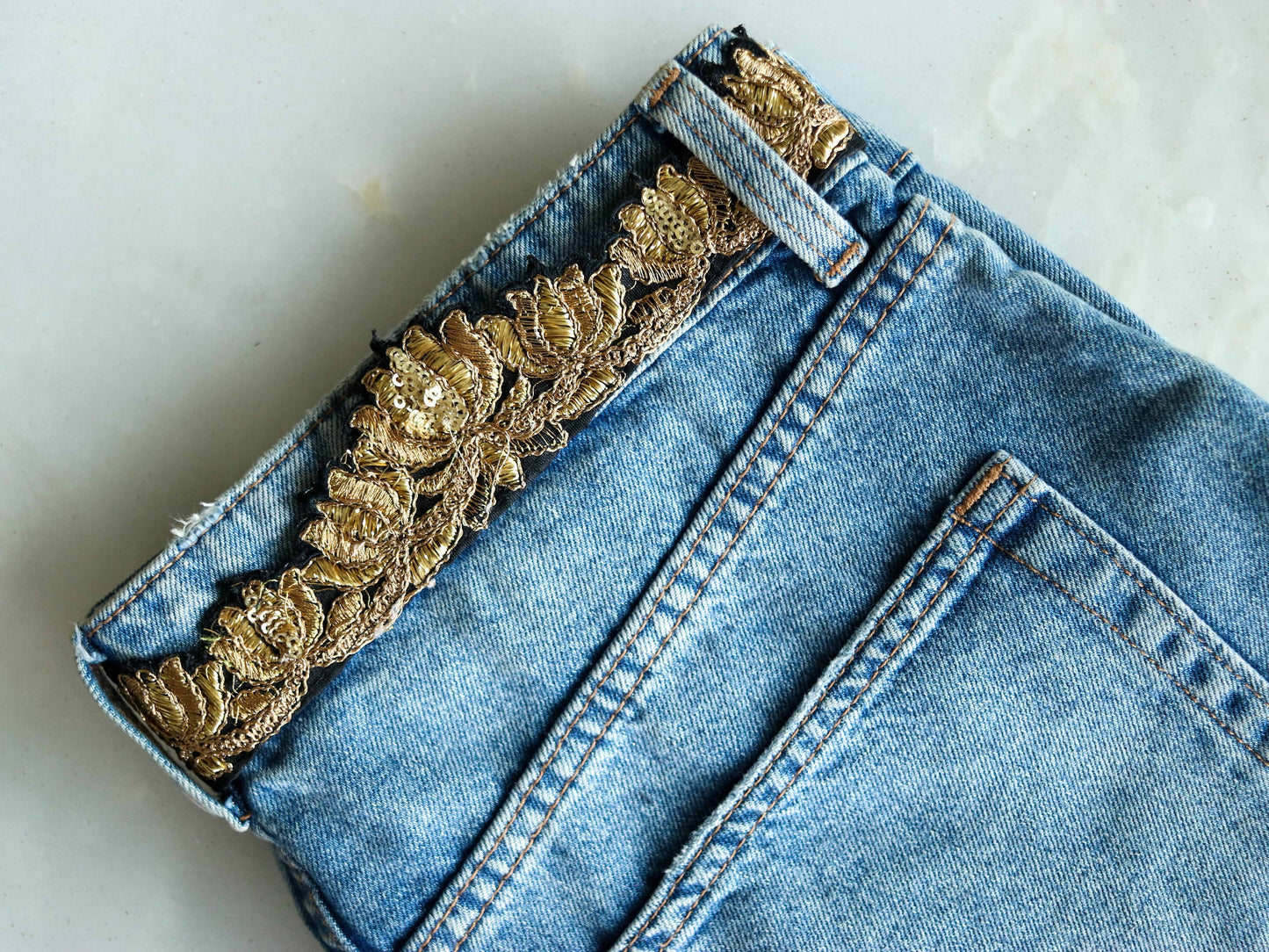 Black Gold Floral Cutwork Trim,Floral Embroidered Border,Indian Fabric Trim,Black Floral Cutwork Lace,Black Saree Border,Price/mtr