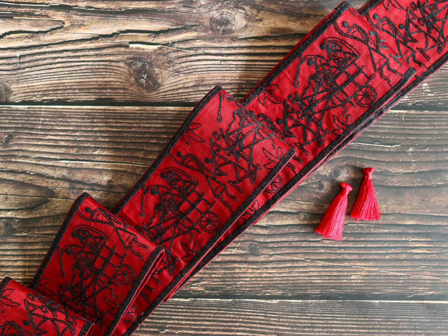 Red Black Warli Embroidered Trim,Indian Tribal Folk Art Embroidery Border,Stick Figure Painting Lace,Boho Quirky Trim,Price/mtr