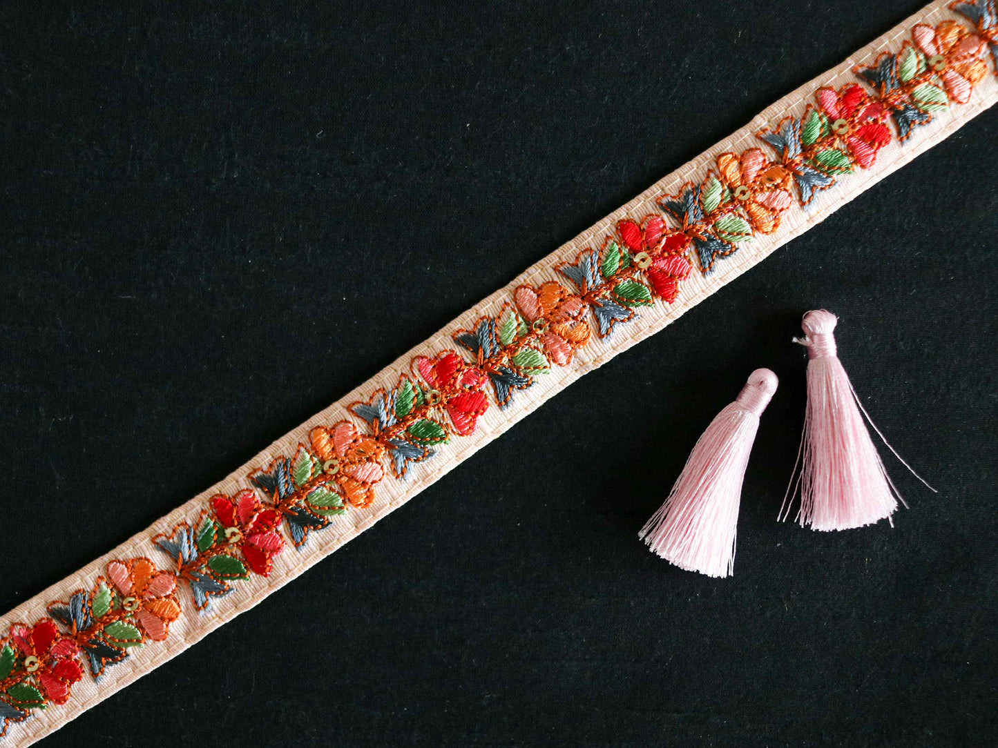 Peach Fuzz Floral Embroidered Trim,Multicolour Indian Fabric Embroidered Border,Peach Pink Red Floral Lace,Floral Saree Border,Price/mtr