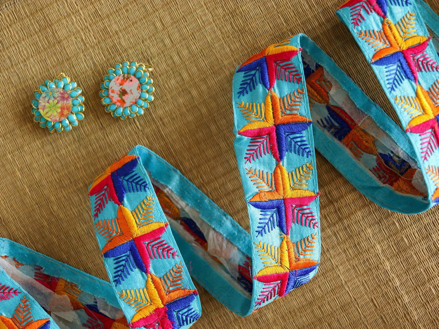 Blue Pink Embroidered Phulkari Trim,Floral Indian Border,Geometric Blue Lace,Boho Hippie Phulkari Saree Border,Snowflake Design,Price/mtr