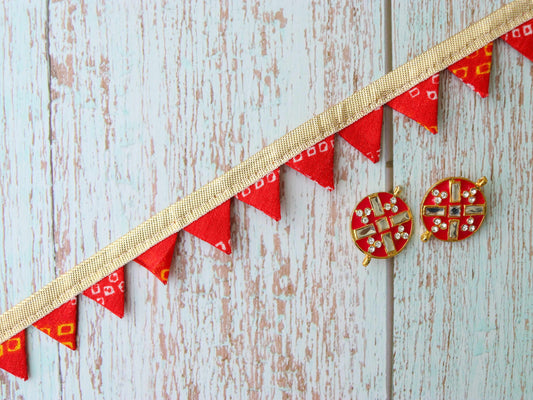 Red Bandhani Triangle Samosa Trim,Tie Dye Bunting Pennant Festive Border,Red Orange Gota Bridal Saree Border,Indian Fabric Trim,Price/mtr