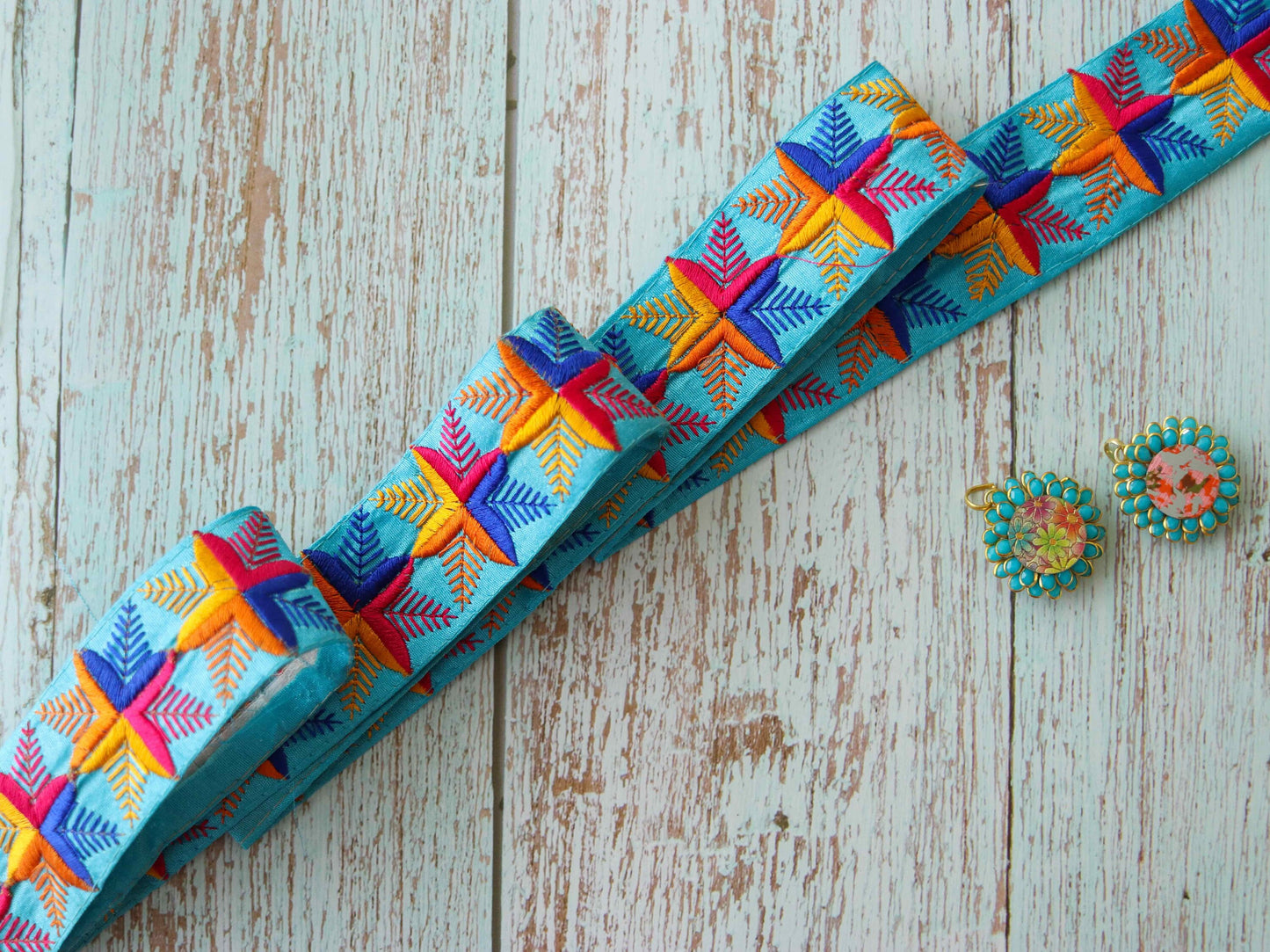 Blue Pink Embroidered Phulkari Trim,Floral Indian Border,Geometric Blue Lace,Boho Hippie Phulkari Saree Border,Snowflake Design,Price/mtr