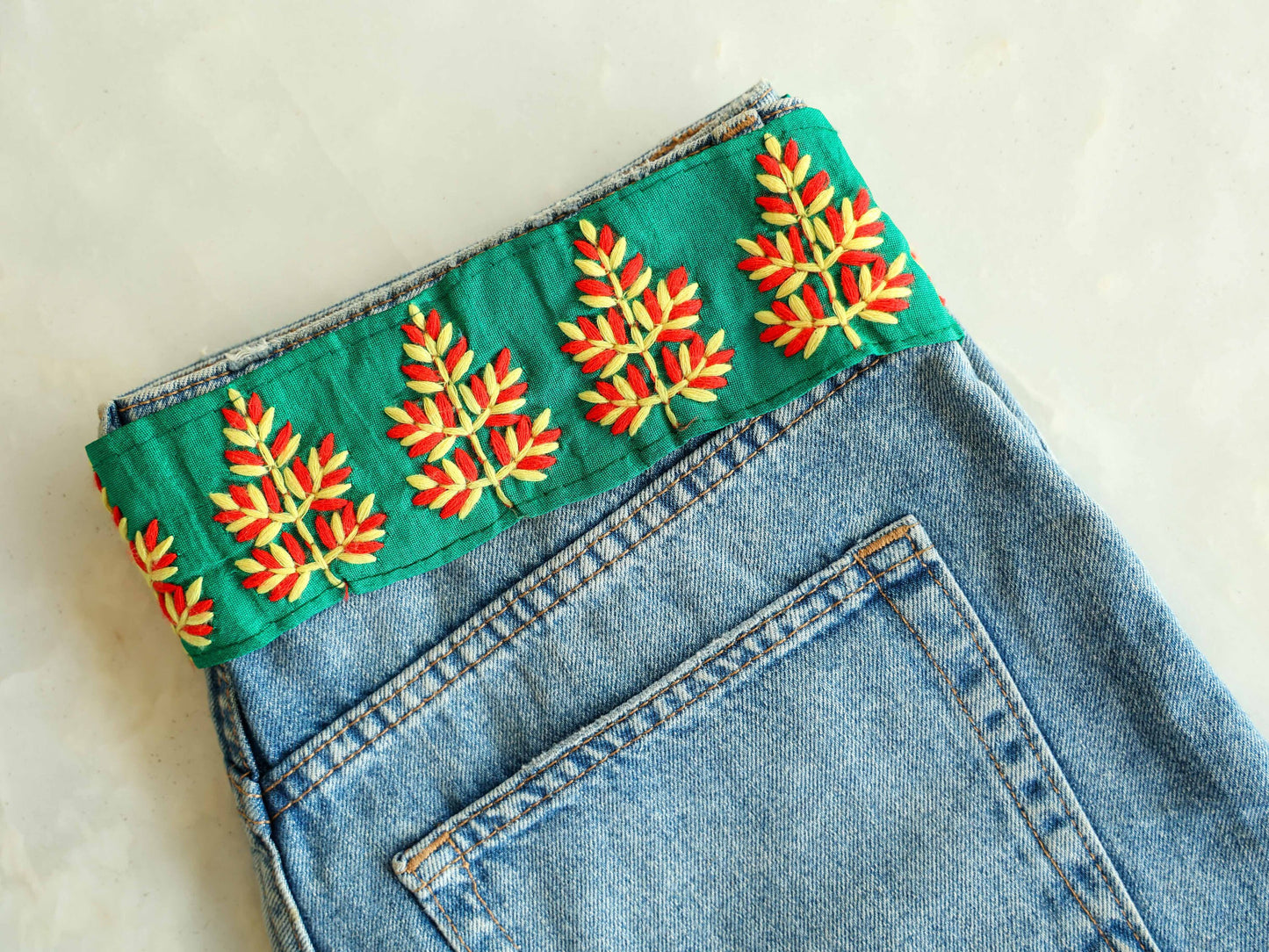 Green Red Christmas Tree Trim,Green Embroidered Border,Green Yellow Red Tree Lace,Christmas Supply,Green Saree Border,Price/mtr