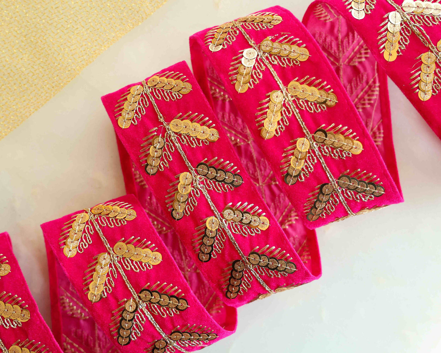 Pink Gold Velvet Floral Trim,Indian Embroidered Border,Pink Gold Floral Lace,Floral Velvet Saree Border,Pink Velvet Border,Price/mtr