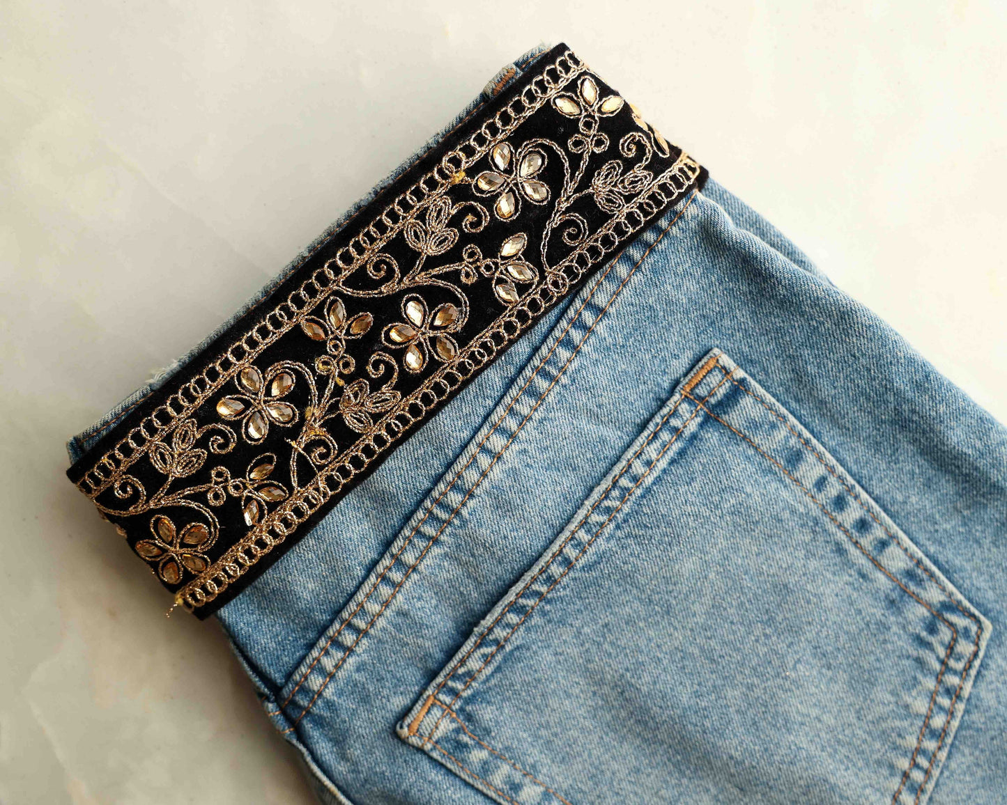 Black Gold Velvet Floral Trim, Indian Embroidered Fabric Border, Black Gold Floral Diamante Lace, Black Saree Border, 75 cm, CL