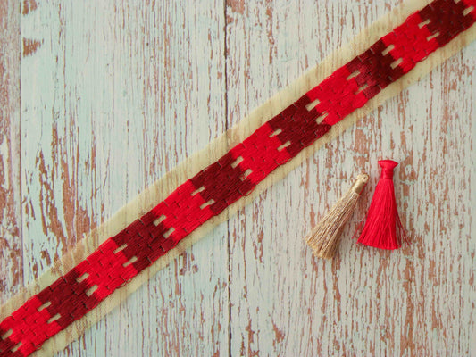 Red Checks Embroidered Phulkari Trim,Indian Border,Geometric Multicolour Net Lace,Boho Hippie Phulkari Saree Border,Price/mtr