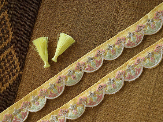 Yellow Pink Scallop Embroidered Trim,Pastel Floral Border,Yellow Pink Floral Lace,Pastel Yellow Saree Border,Indian Fabric Trim,Price/mtr