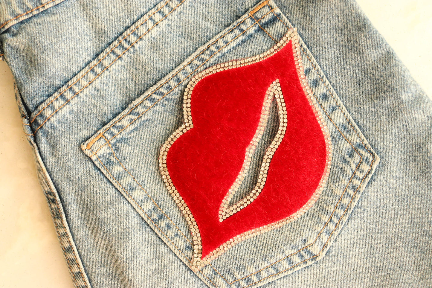 Red Lips Quirky HTV patch,Iron On Heat Transfer Vinyl Red Felt Kiss applique, Colourful Red Smile fabric patch,Boho Easy DIY Patch
