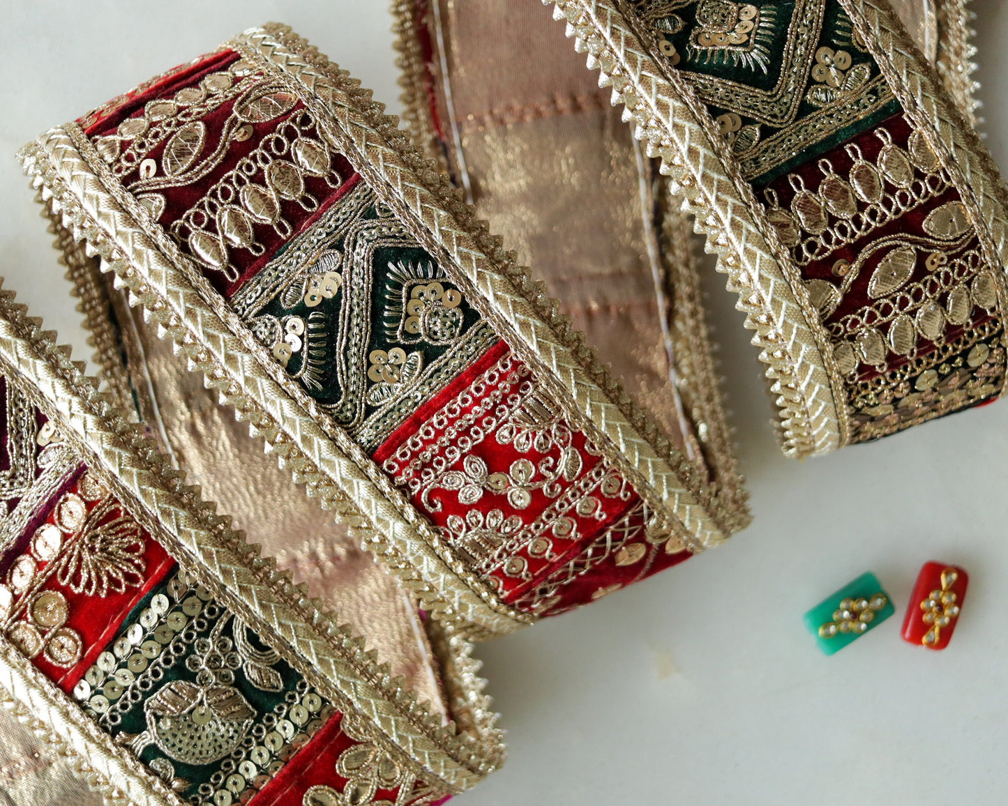 Boho Patchwork Embroidered Trim,Handmade Upcycled Embroidered Lace,Beige Gold Floral Border,Indian Patchwork Khichdi Saree Border,Price/mtr