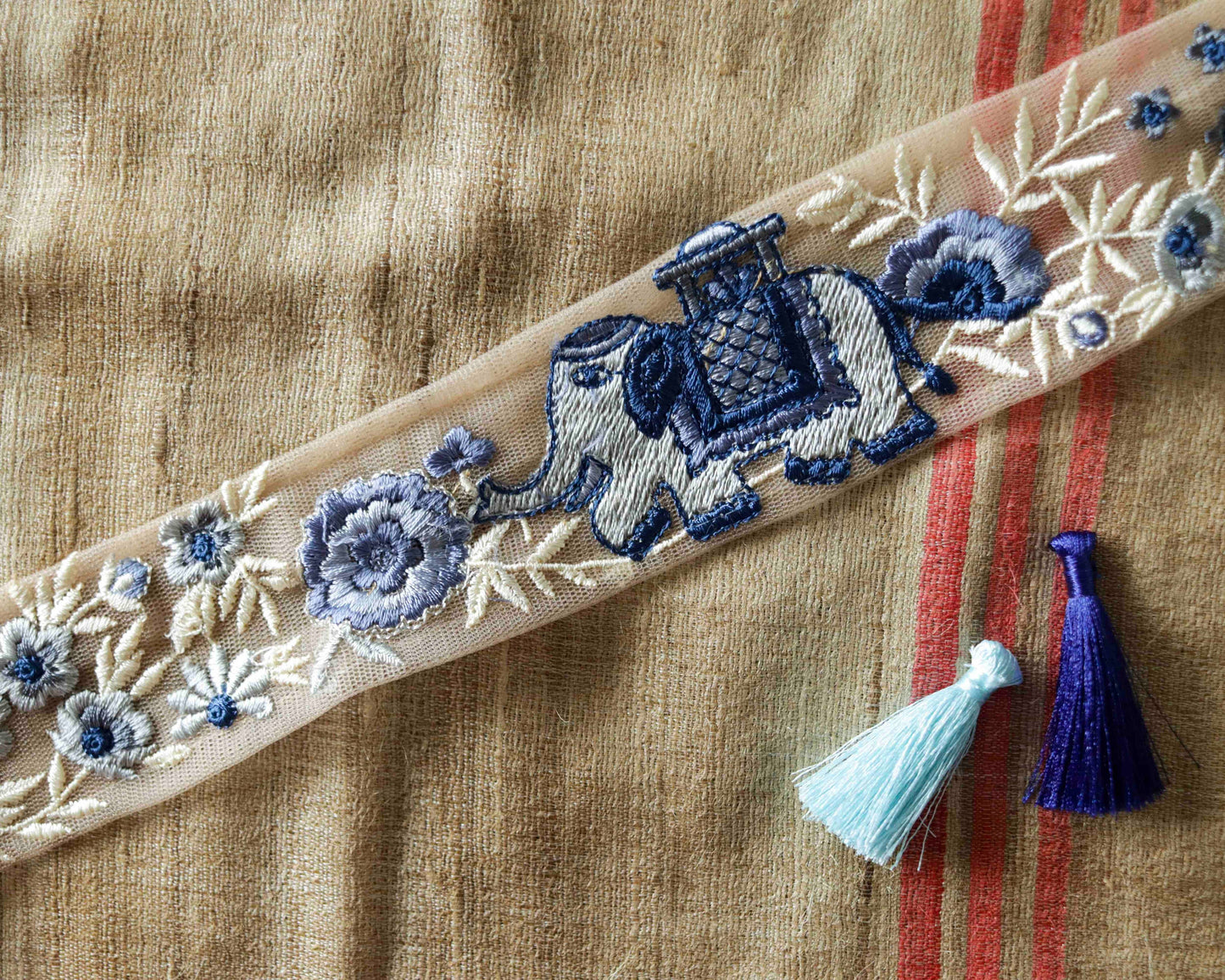 Blue Grey Elephant Embroidered Trim,Grey Elephant Net Border,Royal Indian Designer Lace,Floral Elephant Saree Border,Price/mtr