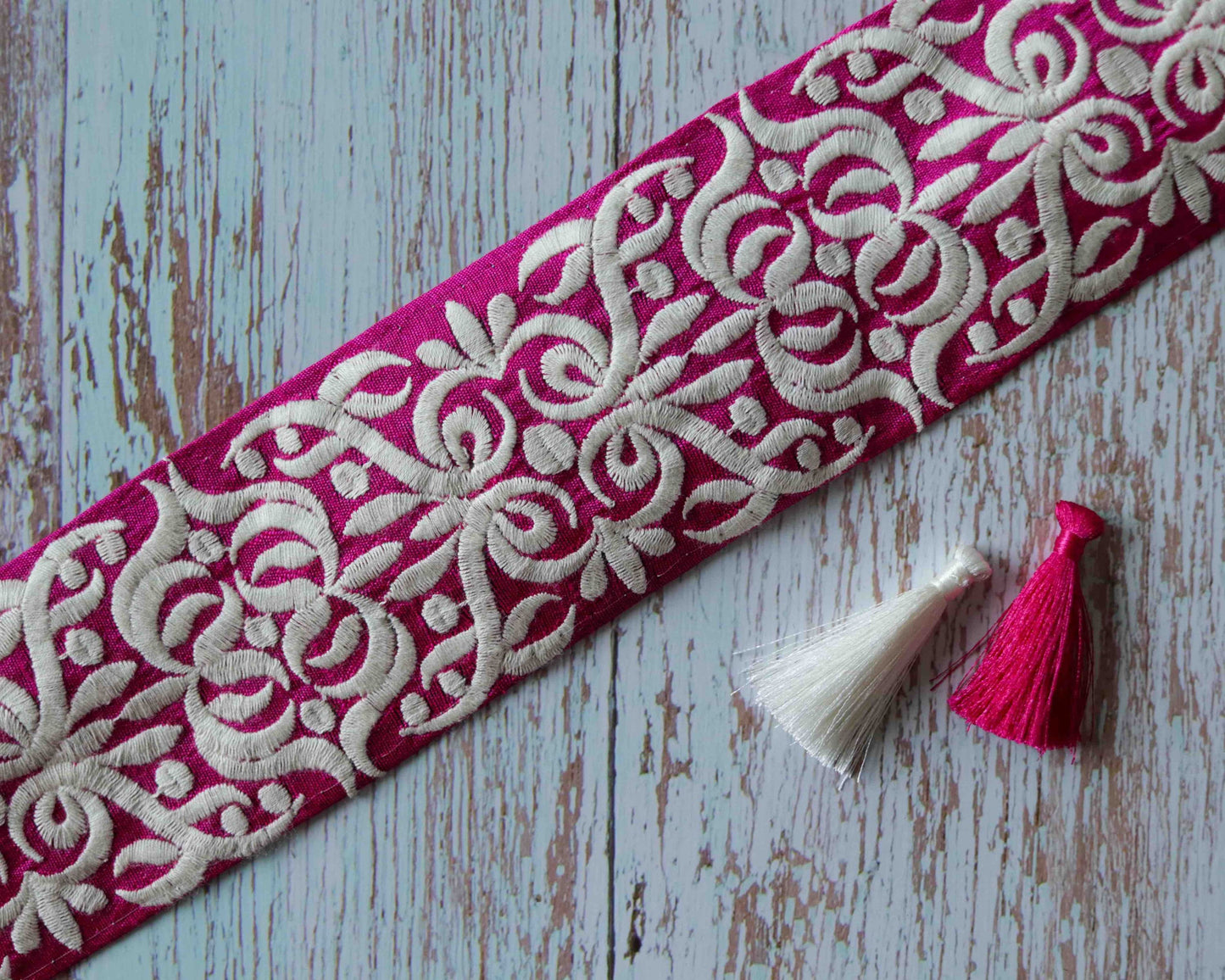 Pink White Floral Embroidered Trim,Indian Fabric Embroidered Parsi Border,Pink Floral Lace,Floral Saree Border,Price/mtr