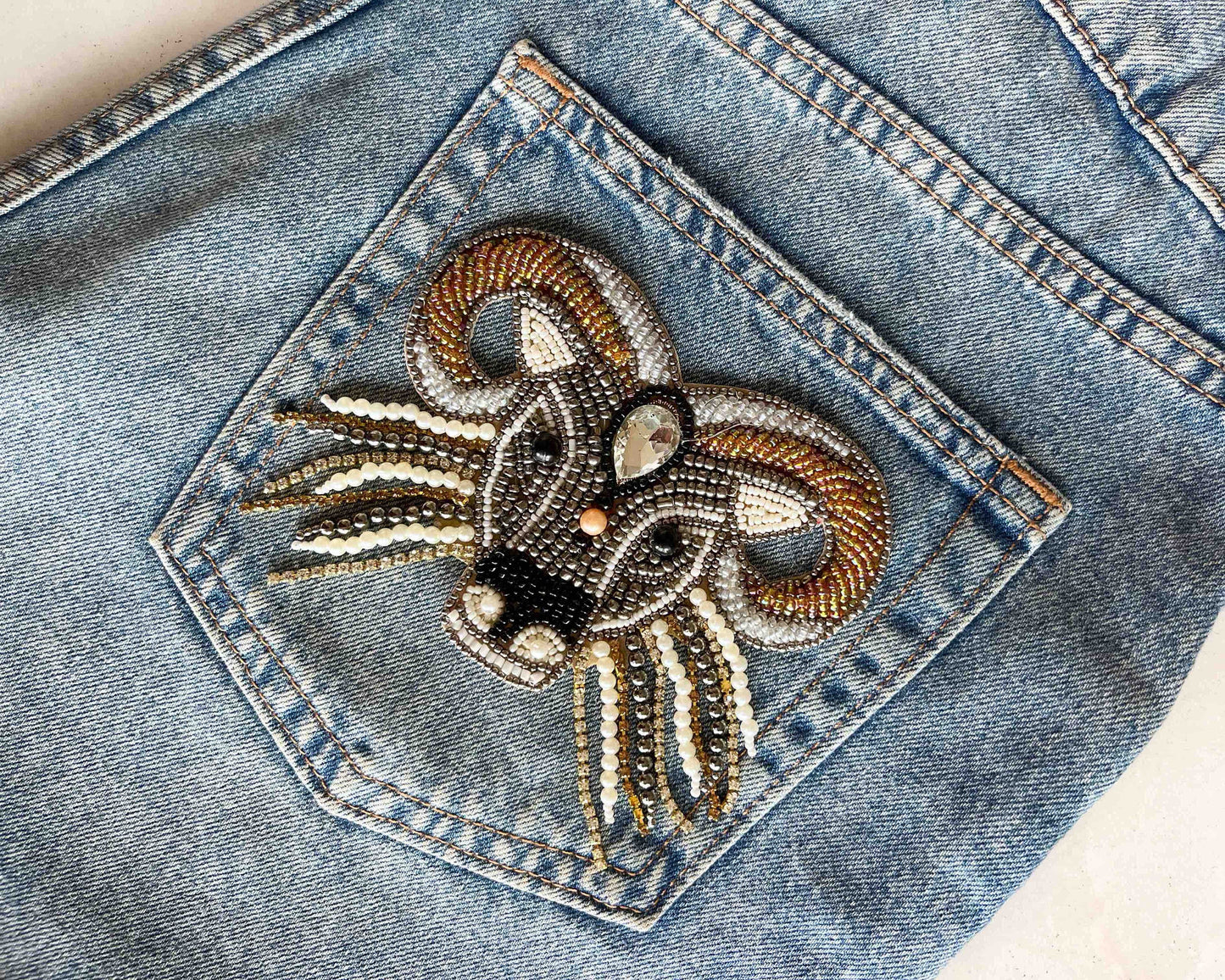 Black White Beaded Bull Patch,Handmade embroidered applique, Boho Bullock Buffalo Cow Patch,Animal patch,Sew on applique, DIY Patch