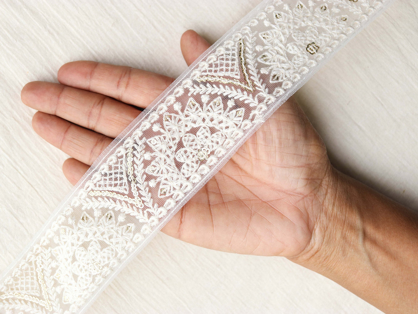 White Gold Floral Embroidered Trim,Indian Fabric Net Sequins Border,White Sequins Lace,White Gold Saree Border,White on White Lace,Price/mtr