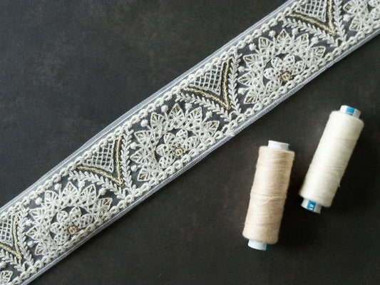 White Gold Floral Embroidered Trim,Indian Fabric Net Sequins Border,White Sequins Lace,White Gold Saree Border,White on White Lace,Price/mtr
