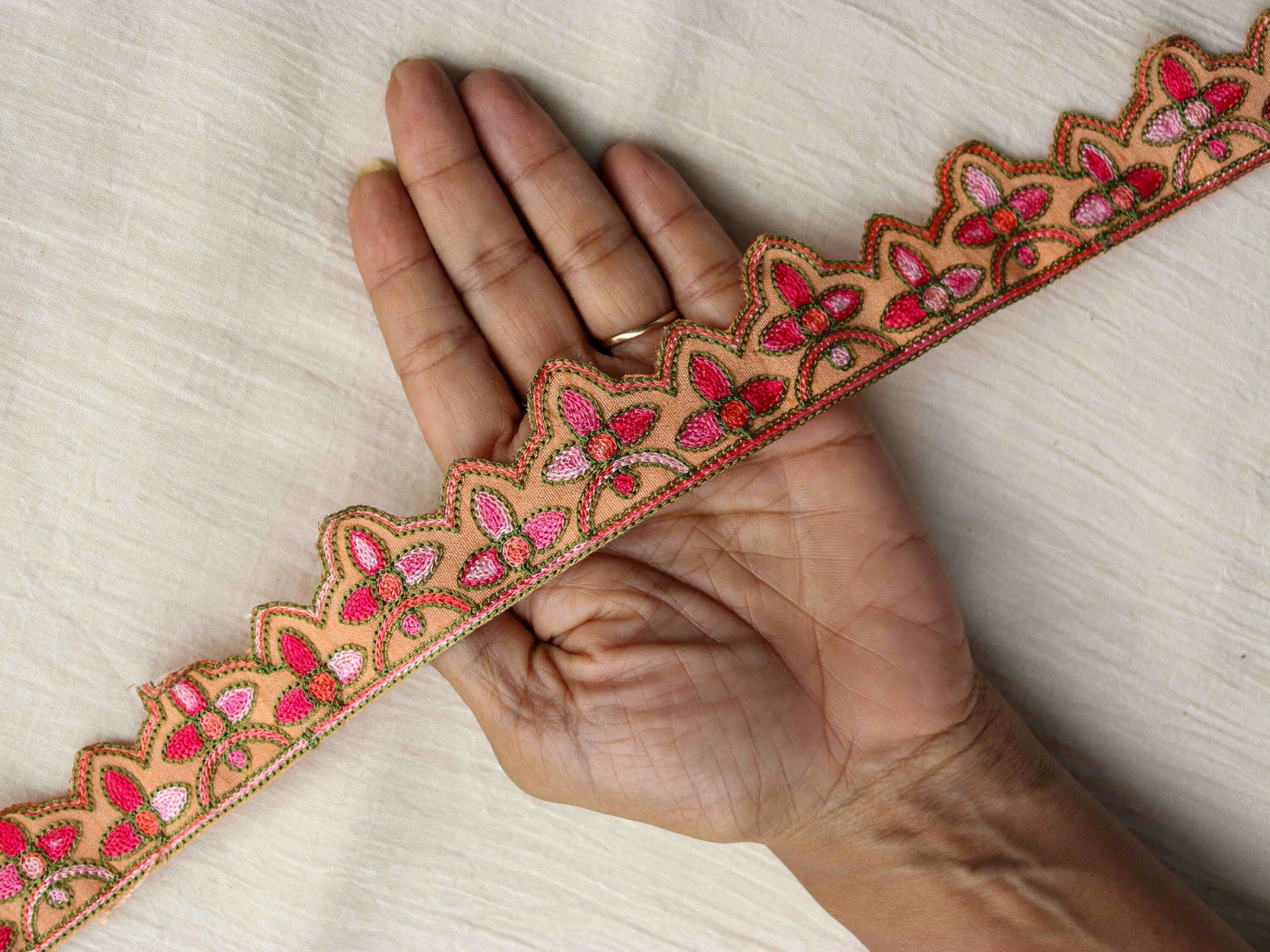 Peach Fuzz Floral Cutwork Trim,Embroidered Indian Kashmiri Border,Peach Pink Paisley Floral Lace,Peach Pink Floral Saree Border,Price/mtr