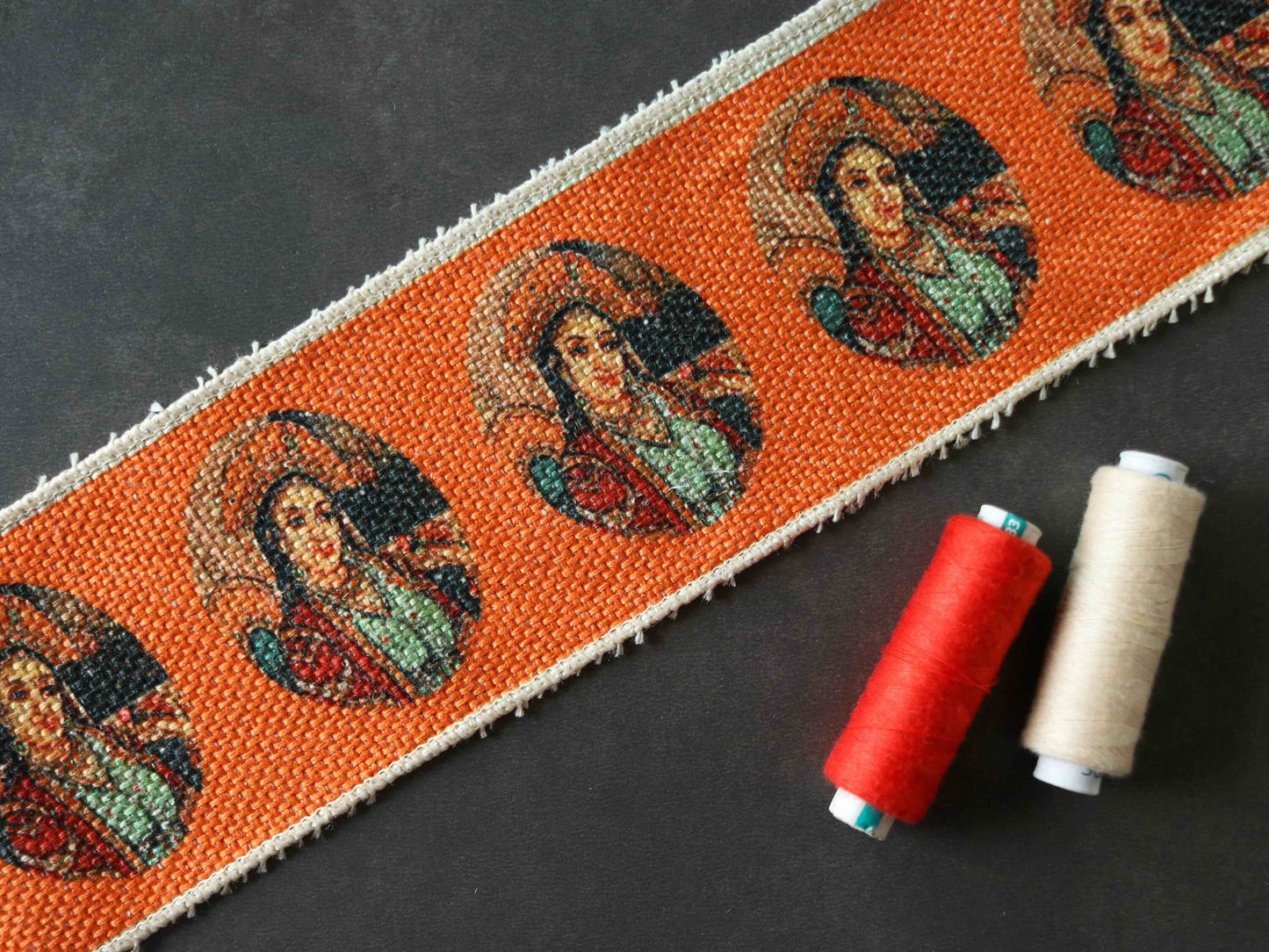 Indian Queen Jute Print Trim, Boho Digital Print Rustic Orange Border, Woman Human Print Lace, Broad Designer Bridal Saree Border, Price/mtr