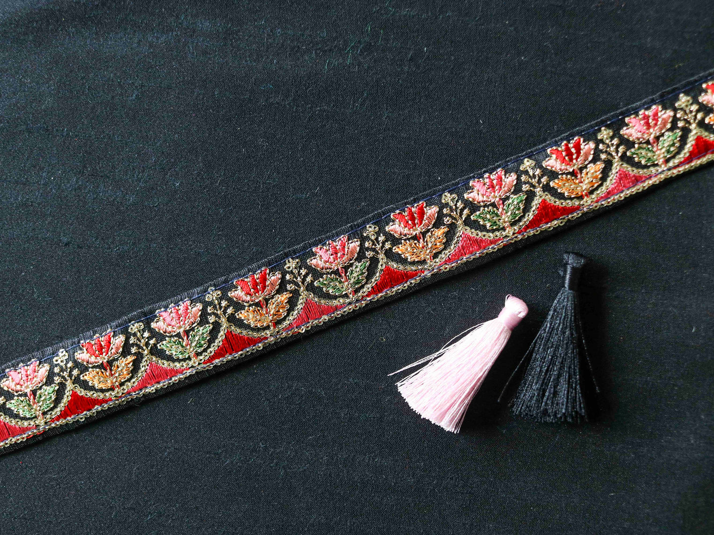 Black Red Floral Embroidered Trim,Indian Fabric Embroidered Border,Black Pink Blue Floral Lace,Floral Saree Border,Price/mtr