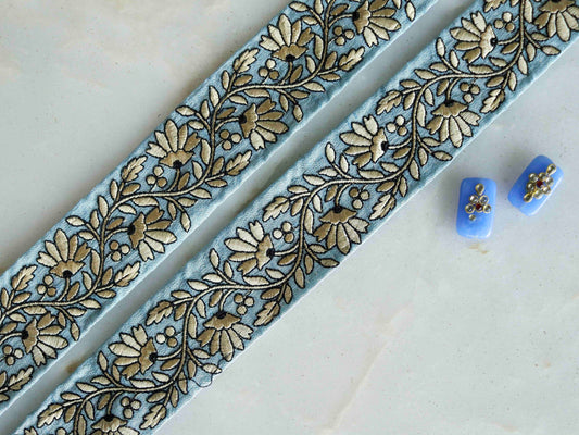 Blue White Floral Embroidered Trim,Powder Blue Floral Border,Blue Floral Lace,Indian Fabric Trim,Floral Saree Border,Price/mtr, インド刺繍リボン
