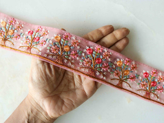 Pink Floral Embroidered Net Trim,Indian Fabric Net Embroidered Border,Floral Bouquet Lace,Peach Fuzz Floral Saree Border,Price/mtr, インド刺繍リボン