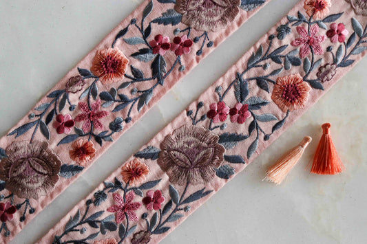 Peach Lavender Floral Embroidered Trim,Indian Fabric Embroidered Border,Pink Peach Lace,Parsi Embroidery Saree Border,Price/mtr, インド刺繍リボン