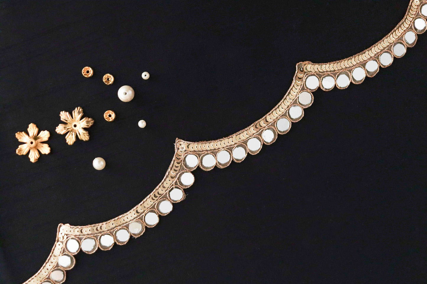 Scallop Mirror Embroidered Fringe Trim,Handmade Cutwork Half Moon Real Mirror Indian Border,Bridal Mirror Lace,Mirror Saree Border,Price/mtr