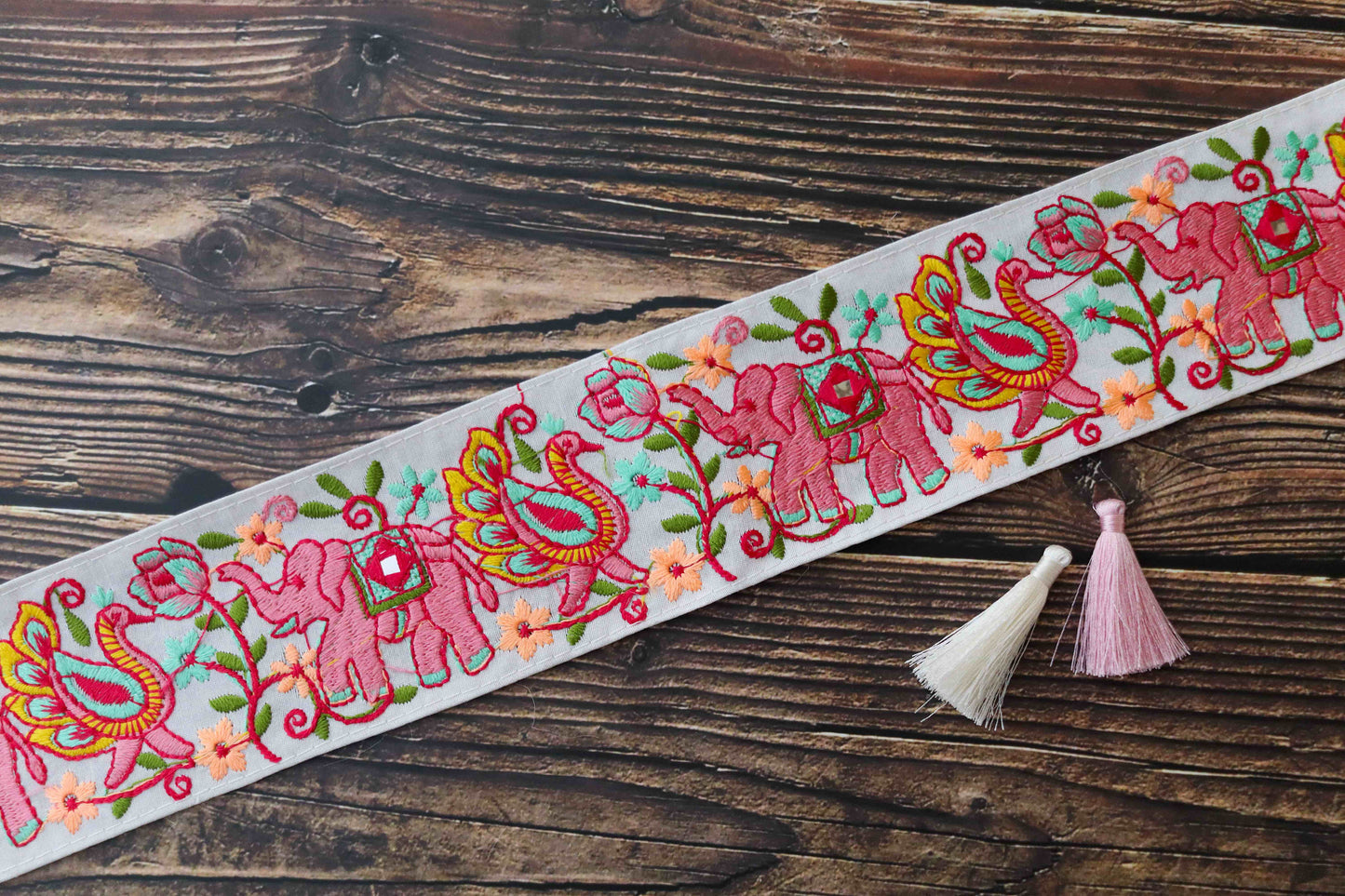 White Pink Elephant Peacock Trim,Embroidered Elephant Border,Royal Indian Designer Lace,Animal Bird Floral Saree Border, インド刺繍リボン, Price/mtr