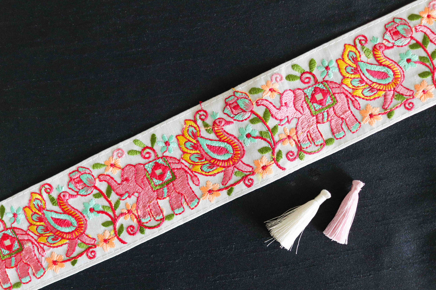 White Pink Elephant Peacock Trim,Embroidered Elephant Border,Royal Indian Designer Lace,Animal Bird Floral Saree Border, インド刺繍リボン, Price/mtr