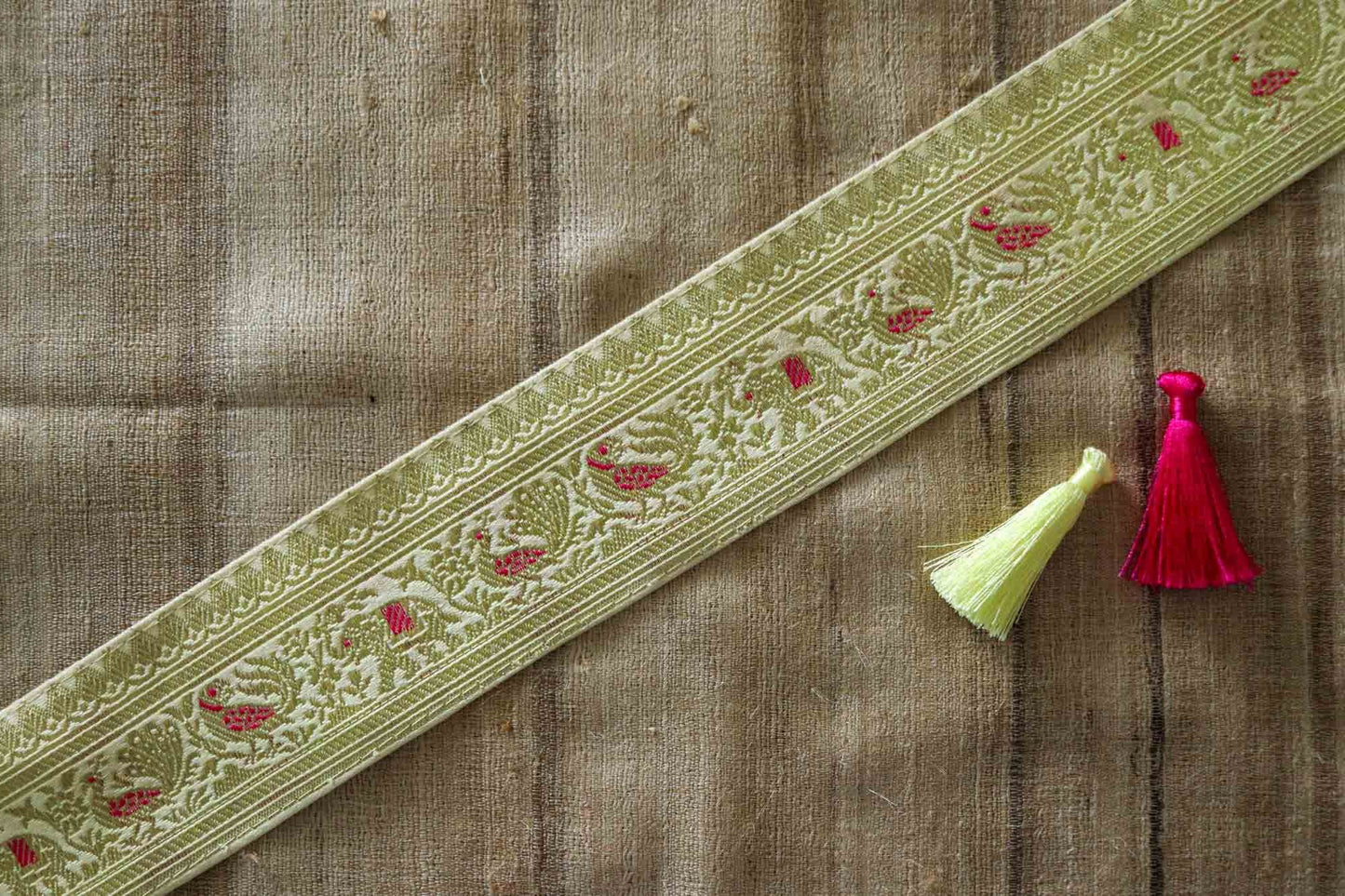 Cream Gold Peacock Banarasi Trim,Handmade White Bird Parrot Elephant Border,Indian Brocade Lace,Designer Bird Saree Border,Price/mtr