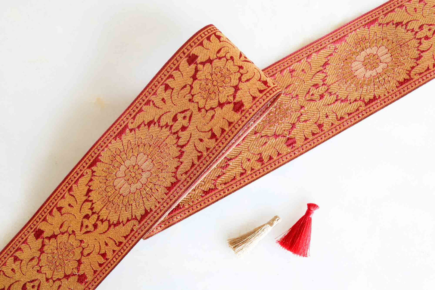 Red Gold Floral Banarasi Trim,Handmade Red Banarasi Weave Border,Indian Brocade Lace,Designer Floral Saree Border,Price/mtr