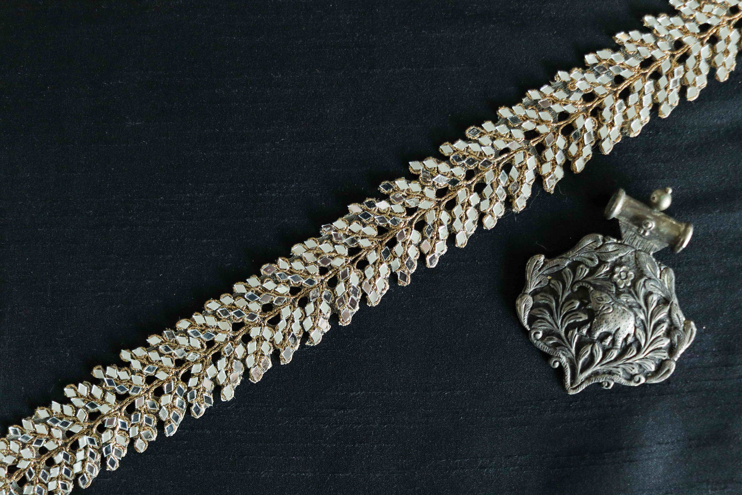 Cutwork Mirror Floral Embroidered Trim,Handmade Thin Gold Mirror Indian Border,Bridal Designer Lace,Mirror Saree Border,Price/mtr