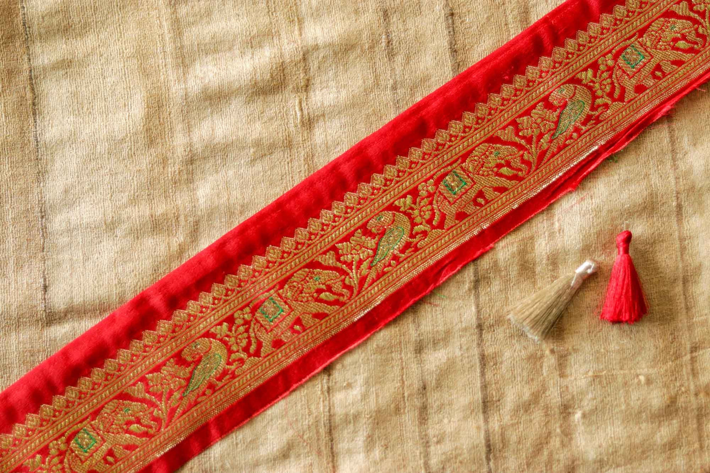 Red Parrot Elephant Banarasi Trim, Handmade Red Banarasi Border, Indian Brocade Lace, Designer Red Bird Saree Border, Price/mtr