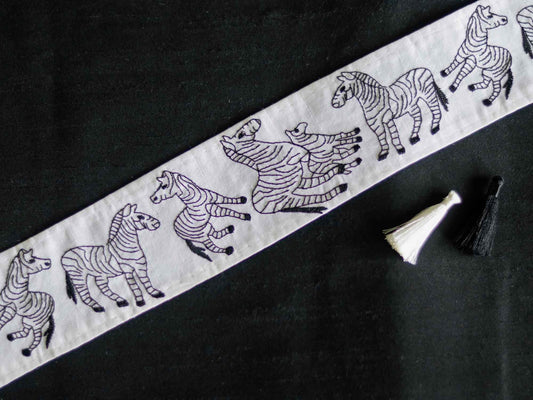 Quirky Zebra Animal Embroidered Trim,Black White Boho Zebra Border,South American Animal Trim,Multicolour Animal Saree Border,Price/mtr