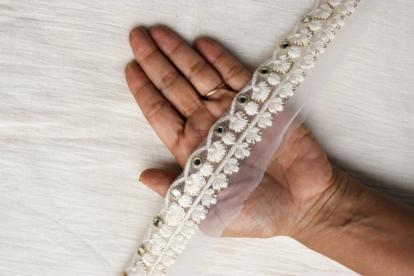 White Floral Scallop Embroidered Trim,White Net Border,Cutwork Sequin Net Lace,Indian Fabric Trim,Floral Saree Border,Price/mtr