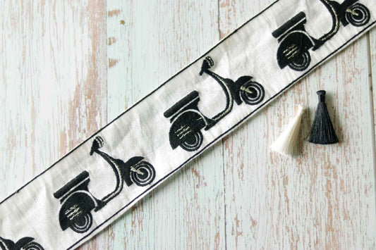 Black White Scooter Embroidered Trim,Quirky Scooter Border,Vehicle Embroidery Lace,Indian Trim,Boho White Saree Border,Price/mtr