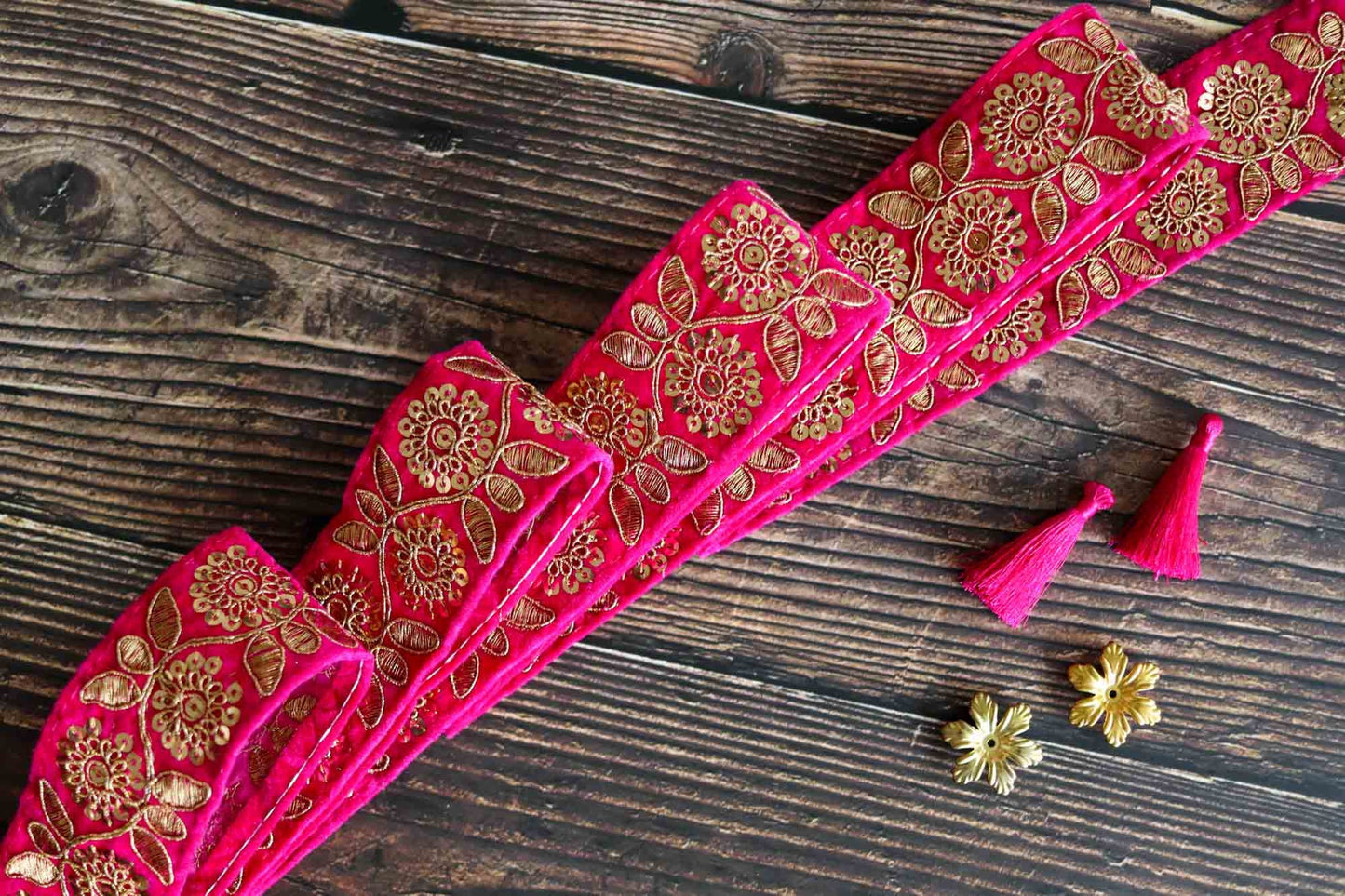 Pink Gold Floral Velvet Trim,Indian Floral Embroidered Border,Pink Gold Floral Lace,Designer Luxury Velvet Saree Border,Price/mtr