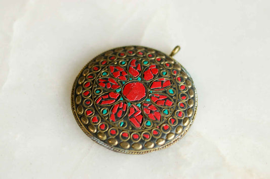 Red Green Round Metal Buttons,Black Red Gold Charm,Tibetan Tribal Boho button,Tibetan Jewellery,Mosaic Inlay Button,Indian Jewellery Charm