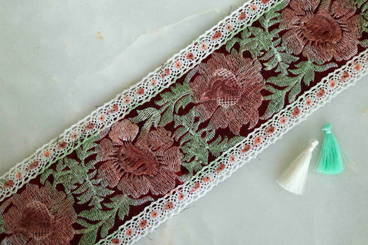 Berry Pink Crochet Floral Trim,Handmade Indian Jacquard Boho Border,Pink Cotton Lace,Vintage Rustic Saree Border,インド刺繍リボン, Price/mtr