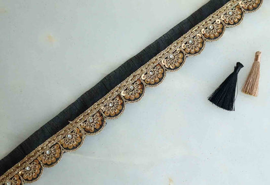 Black Gold Scallop Embroidered Trim,Cutwork Gold Zari Sequin Border,Bridal Designer Lace,Black Gold Floral Saree Border,インド刺繍リボン, Price/mtr