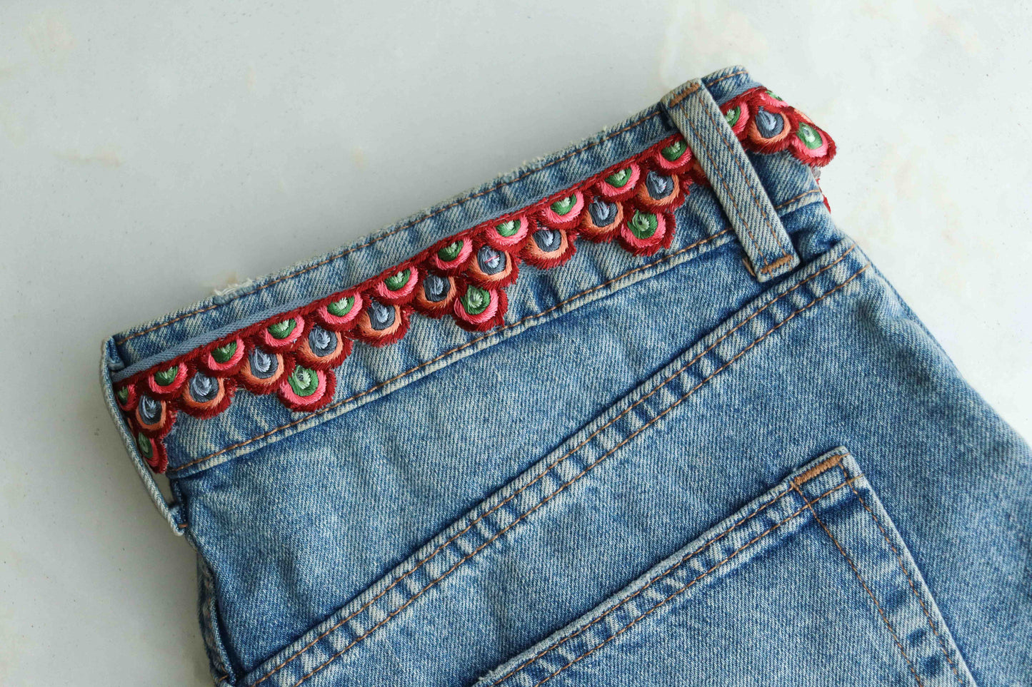 Red Maroon Floral Scallop Trim,Burgundy Embroidered Border,Berry Floral Lace,Cutwork Saree Border,Indian Fabric Trim,インド刺繍リボン,Price/mtr