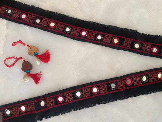 Black Red Embroidered Kutchi Trim,Handmade Indian Border,Vintage Black Pink Mirror Embroidered Lace,Tribal Boho Hippie Saree Border,Price/mt